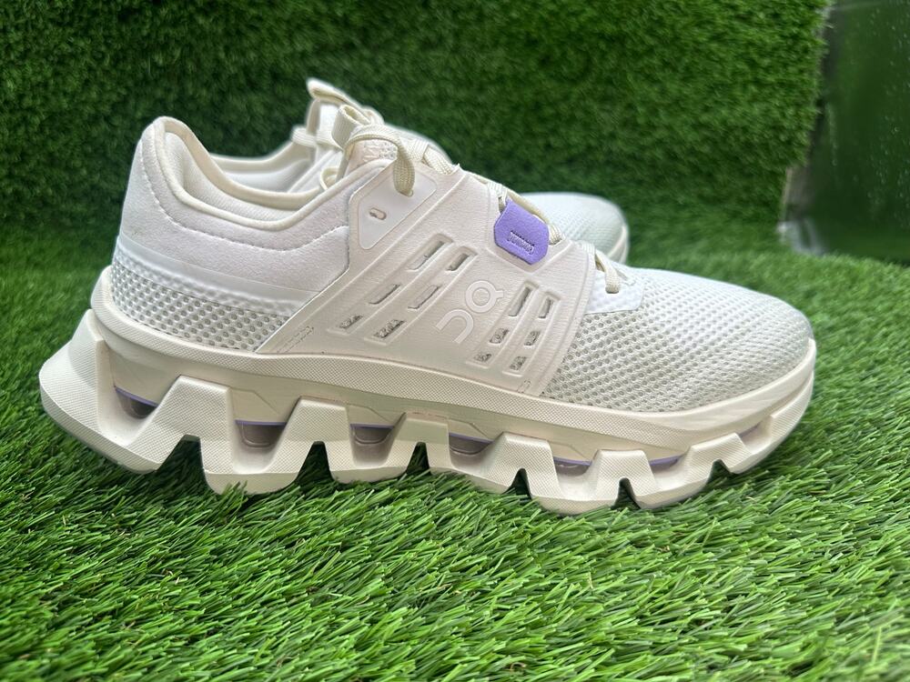 On Running Cloudswift Amp 3WG10393588 Athletic Sneaker Women's 8 Beige Mesh Gym